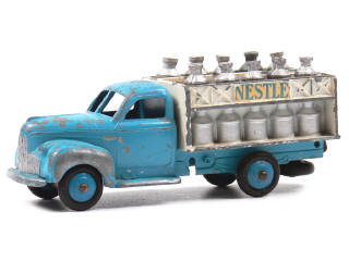 Lot 297 - DINKY TOYS FRANCE (1)