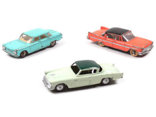 Lot 349 - DINKY TOYS FRANCE (3)