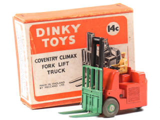 Lot 402 - DINKY TOYS GB (1)