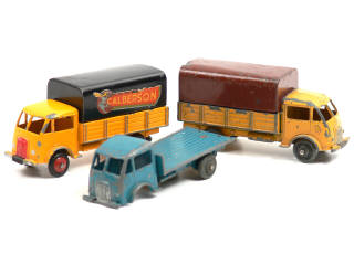 Lot 1103 - DINKY TOYS FRANCE (3)