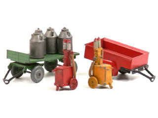 Lot 1108 - DINKY TOYS FRANCE (8)