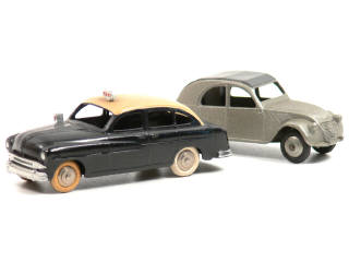 Lot 1065 - DINKY TOYS FRANCE (2)