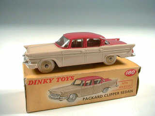 Lot 734 - DINKY TOYS (GB) (1)