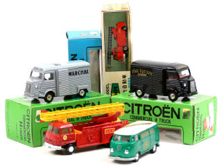 Lot 712 - TOMICA DANDY & YONEZAWA TOYS DIAPET (4)