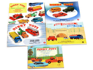 Lot 661 - DINKY TOYS (GB) (5)