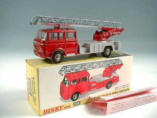 Lot 848 - DINKY TOYS (GB) (1)