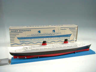 Lot 879 - DINKY TOYS FRANCE (1)