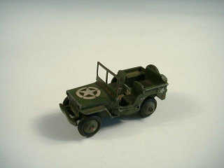 Lot 867 - DINKY TOYS GB (1)