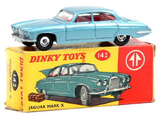 Lot 1083 - DINKY TOYS (GB) (1)