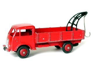 Lot 911 - DINKY TOYS (FRANCE) (1)
