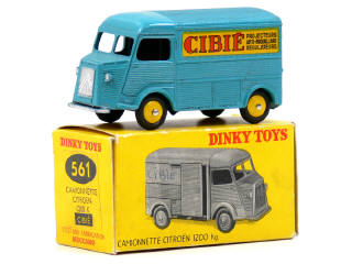 Lot 947 - DINKY TOYS (FRANCE) (1)
