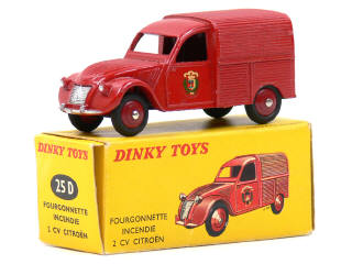 Lot 937 - DINKY TOYS (FRANCE) (1)