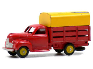 Lot 918 - DINKY TOYS (FRANCE) (1)