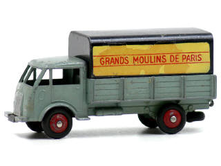 Lot 905 - DINKY TOYS (FRANCE) (1)