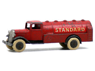 Lot 884 - DINKY TOYS (FRANCE) (1)