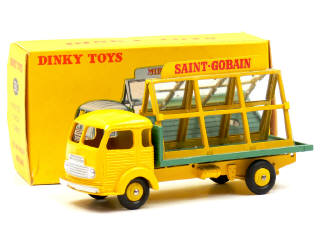 Lot 964 - DINKY TOYS (FRANCE) (1)