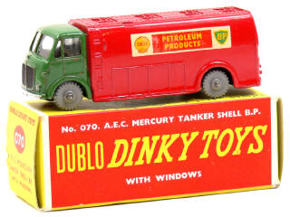 Lot 1036 - DINKY TOYS (GB) (1)