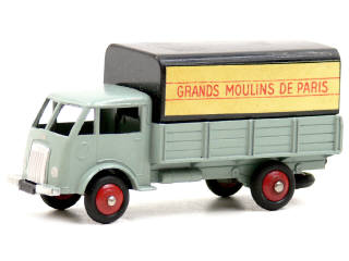 Lot 903 - DINKY TOYS (FRANCE) (1)