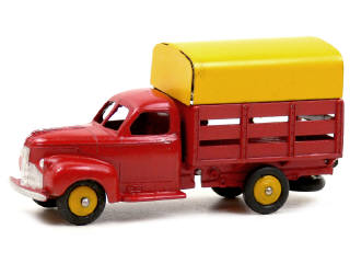 Lot 917 - DINKY TOYS (FRANCE) (1)