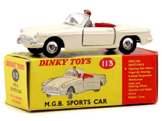 Lot 1077 - DINKY TOYS (GB) (1)