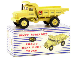 Lot 1160 - DINKY TOYS (GB) (1)