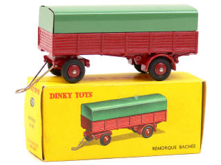 Lot 974 - DINKY TOYS (FRANCE) (1)