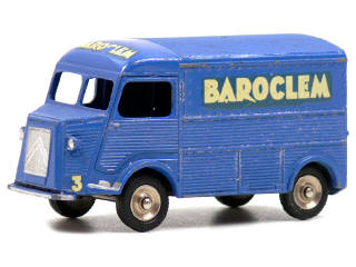 Lot 950 - DINKY TOYS (FRANCE) (1)