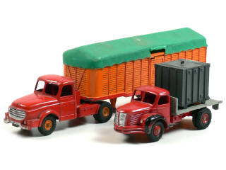 Lot 191 - DINKY TOYS (FRANCE) (2)