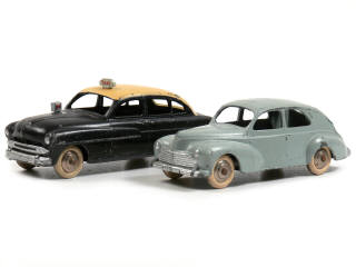 Lot 187 - DINKY TOYS (FRANCE) (2)