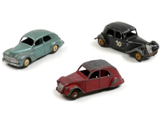 Lot 208 - DINKY TOYS (FRANCE) (3)