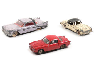 Lot 210 - DINKY TOYS (FRANCE) (3)