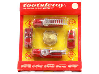 Lot 807 - TOOTSIETOY (USA) (1)