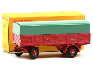 Lot 654 - DINKY TOYS (FRANCE) (1)