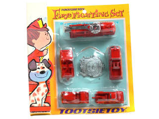 Lot 747 - TOOTSIETOY (USA) (1)