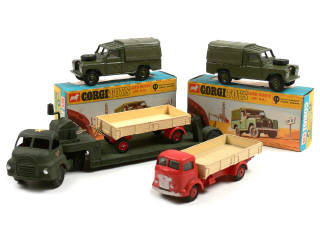 Lot 249 - CORGI TOYS (GB) (5)