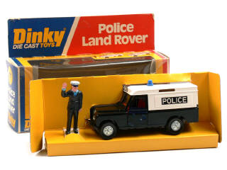 Lot 588 - DINKY TOYS (GB) (1)