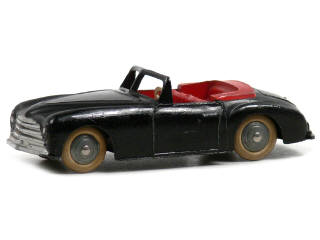 Lot 247 - DINKY TOYS (FRANCE) (1)