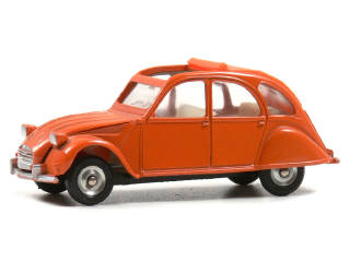 Lot 253 - DINKY TOYS (FRANCE) (1)