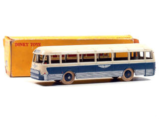 Lot 299 - DINKY TOYS (FRANCE) (1)