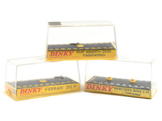 Lot 370 - DINKY TOYS (3)