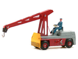 Lot 307 - DINKY TOYS (FRANCE) (1)