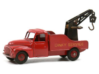 Lot 305 - DINKY TOYS (FRANCE) (1)