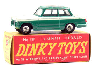 Lot 449 - DINKY TOYS (GB) (1)