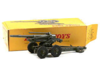 Lot 317 - DINKY TOYS (FRANCE) (1)