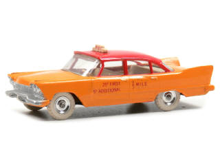 Lot 465 - DINKY TOYS (GB) (1)