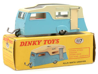 Lot 225 - DINKY TOYS (GB) (1)