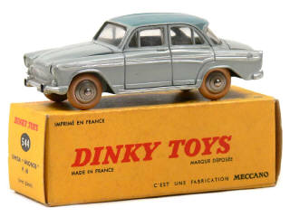 Lot 1041 - DINKY TOYS (FRANCE) (1)