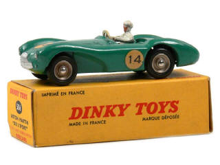 Lot 1044 - DINKY TOYS (FRANCE) (1)