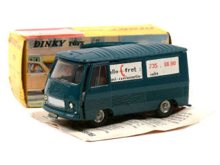 Lot 1162 - DINKY TOYS (FRANCE) (1)