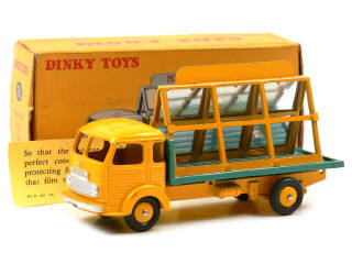 Lot 1143 - DINKY TOYS (FRANCE) (1)